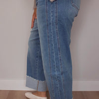 Joni Cuffed Barrel Jeans