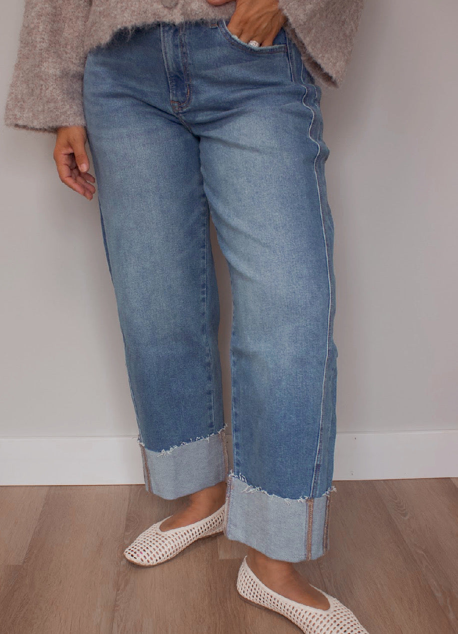 Joni Cuffed Barrel Jeans