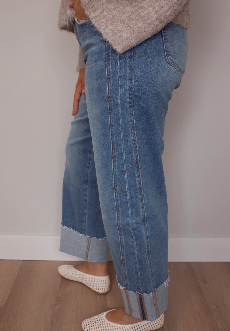 Joni Cuffed Barrel Jeans