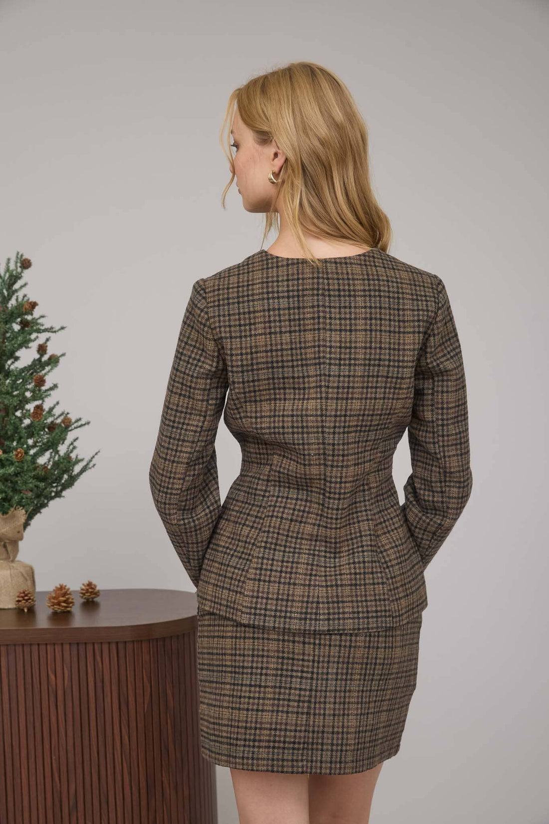 Burbank V-Neck Blazer