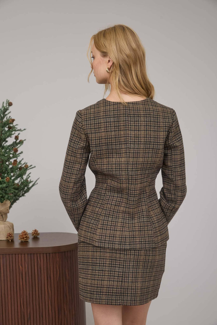 Burbank V-Neck Blazer