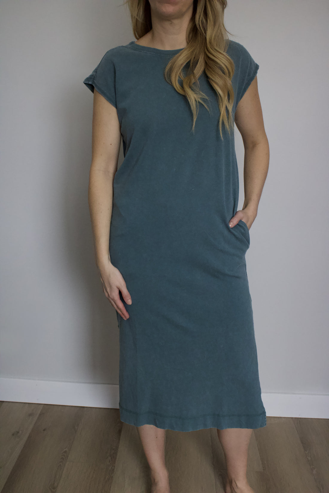Nicola Everyday Relaxed Midi Dress